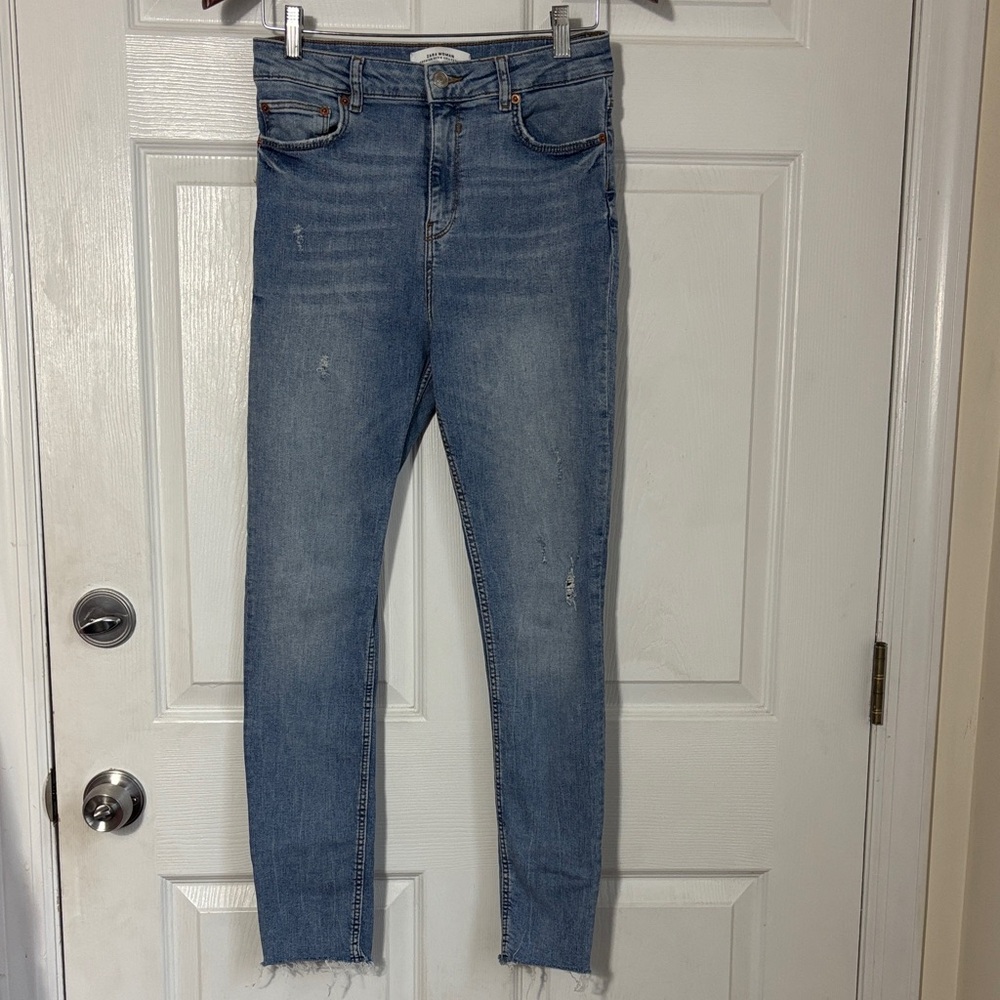 ZARA Denim High Rise Skinny Jeans Sz 6 Raw Hem Lightly distressed